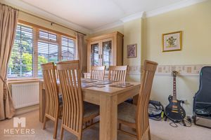 Dining Room- click for photo gallery